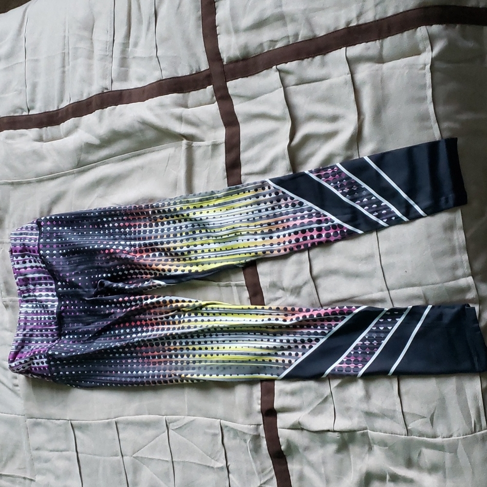 Victoria's Secret Victoria Sport size XS knockout legging LIMITED EDITION